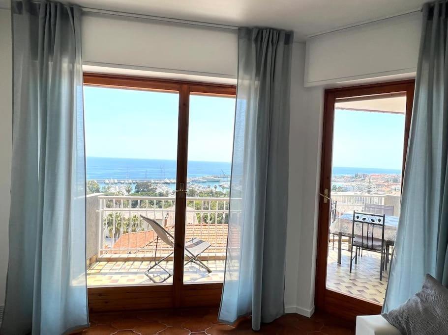 Special Home Vista Mare E Parcheggio Privato Sanremo Bagian luar foto