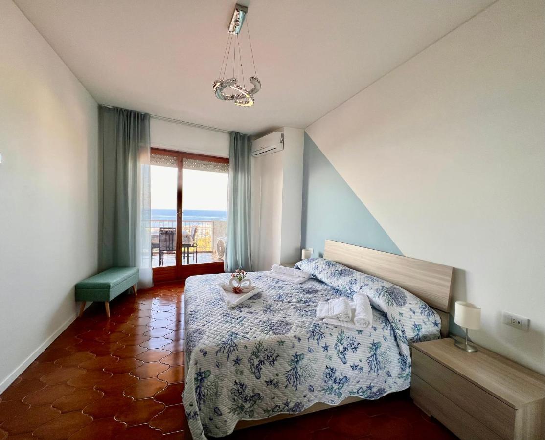 Special Home Vista Mare E Parcheggio Privato Sanremo Bagian luar foto