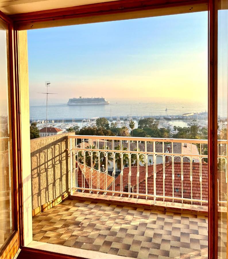 Special Home Vista Mare E Parcheggio Privato Sanremo Bagian luar foto