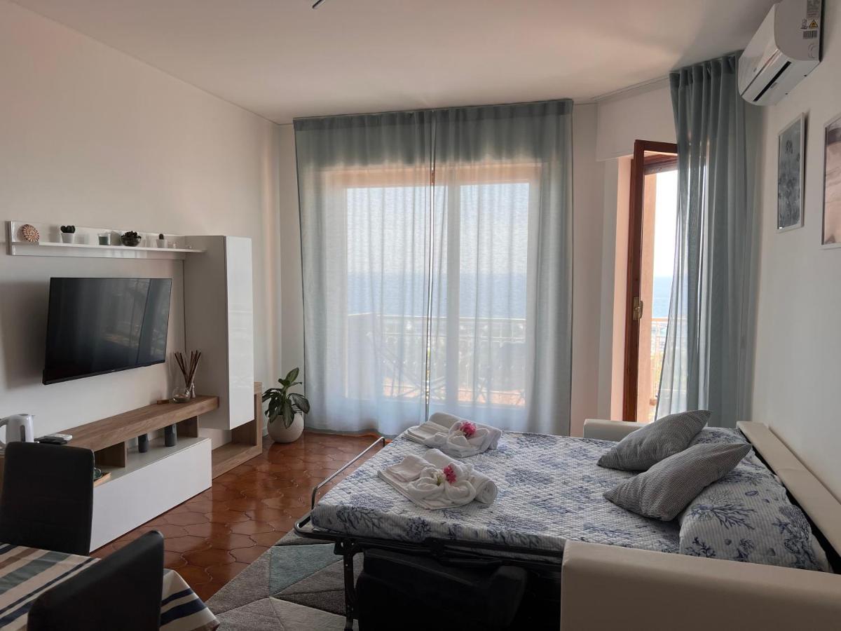 Special Home Vista Mare E Parcheggio Privato Sanremo Bagian luar foto