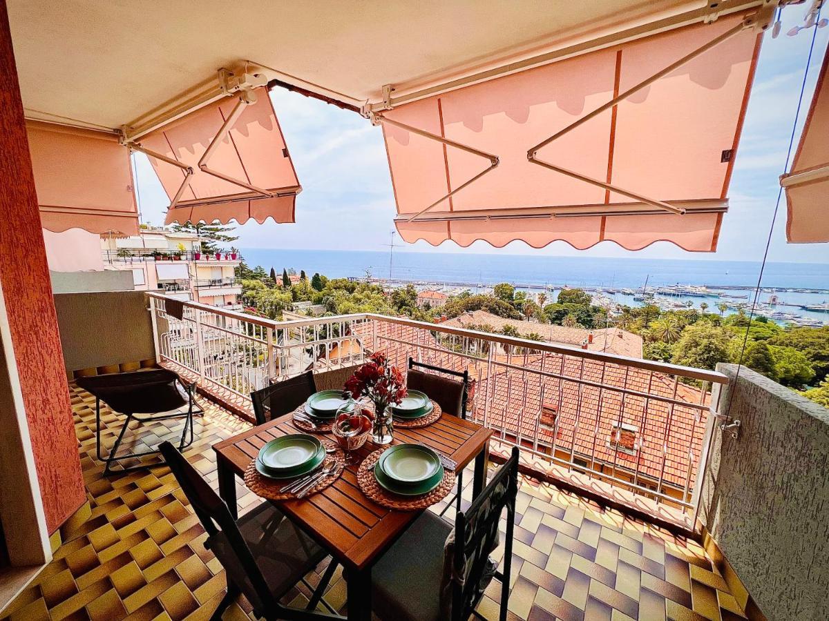 Special Home Vista Mare E Parcheggio Privato Sanremo Bagian luar foto